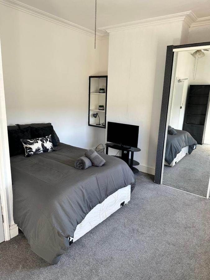 Tiye Estates Short Stay Stoke-on-Trent Eksteriør bilde