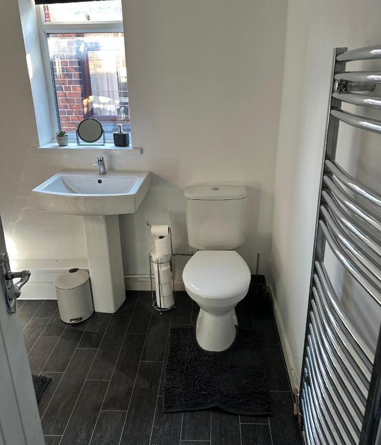 Tiye Estates Short Stay Stoke-on-Trent Eksteriør bilde