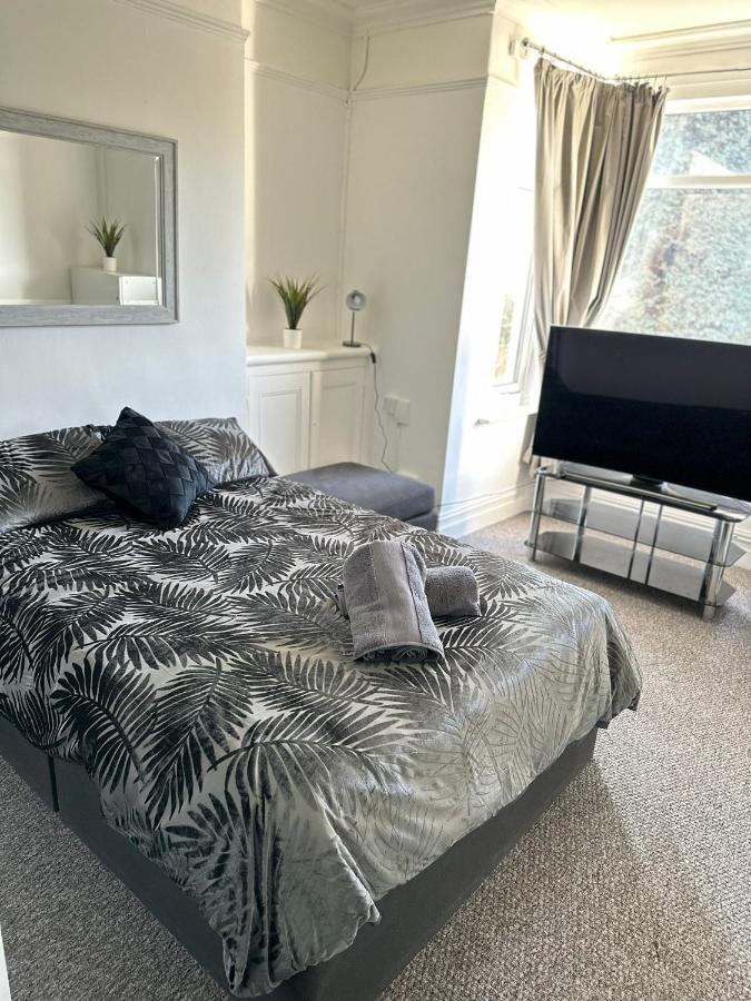 Tiye Estates Short Stay Stoke-on-Trent Eksteriør bilde